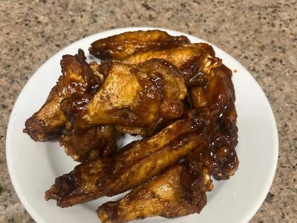 40 Chicken Wings.